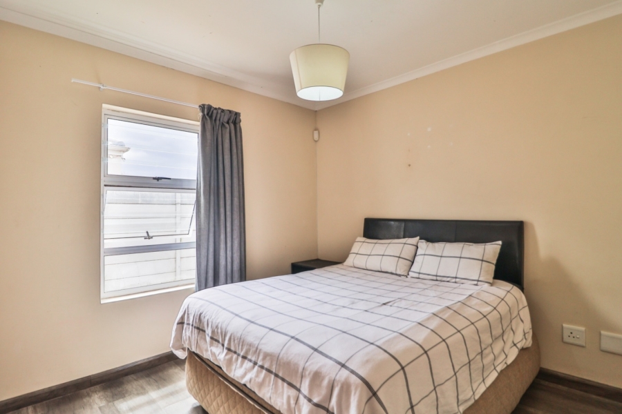 2 Bedroom Property for Sale in Sunningdale Western Cape